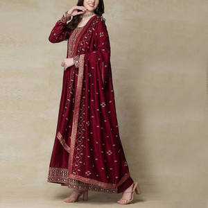 ชุดเดรสผู้หญิงสไตล์ชาติพันธุ์สำหรับงานปาร์ตี้ คอลเลคชั่นใหม่ล่าสุดปี 2023 ราคาสมเหตุสมผล - Product Image 3