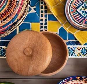 Magnifique boîte à chapati en bois au design élégant, conteneur à roti fait main pour la cuisine et la table à manger, boîte à chapati ronde en bois unique - Product Image 2