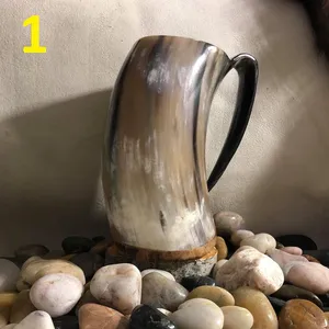 Chope en corne authentique fabriquée à la main avec des motifs gravés sur mesure, matériaux naturels de qualité supérieure - Product Image 3
