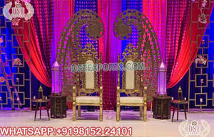 Gujarati Wedding Foyer Decor con Radha Krishna Estatua Decoración de boda india con accesorios de fibra Tema tradicional Accesorios de boda - Product Image 6