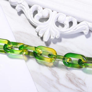 Maillons de chaîne en résine pour la décoration murale, de table et d'étagère dans un style intérieur moderne, à faible coût, par M/S SHAAD HANDICRAFT - Product Image 2