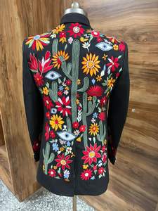 Blazer noir brodé de fleurs pour homme avec motif œil artistique – Veste de costume de créateur pour fêtes et mariages - Product Image 4