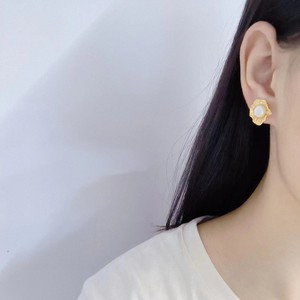 Exquisitos Pendientes de Perlas Hao Shi, Perlas de Agua Dulce con Aguja de Plata S925, Diseño de Textura de Hoja de Loto, Elegantes y a la Moda - Product Image 4