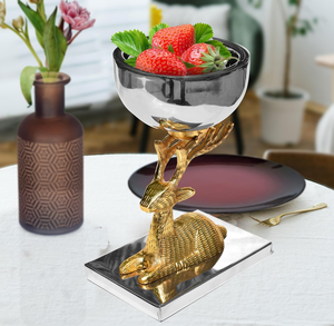 Bol décoratif en or en forme de cerf pour servir des fruits secs, centre de table de luxe pour la décoration de la maison et des mariages - Product Image 5