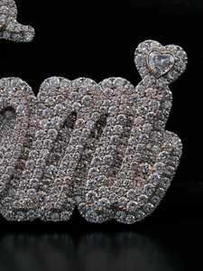 Luxira Jewels Colgante de Letra con Moissanita Engastada, Plata de Ley 925 Bañada en Rodio, Micro Pavé, Estilo Hiphop, Joyería Unisex para Fiesta - Product Image 4