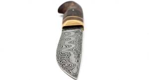 Couteau utilitaire fixe en acier Damas pour l'extérieur avec manche en bois de burl et bolster en banderole de bois - Product Image 6