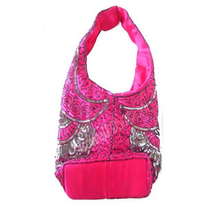 Sac Hobo Indien Vintage Brodé Couleur Unie pour Femme, Sac à Bandoulière de Luxe Perlé Fait Main par un Designer - Product Image 1