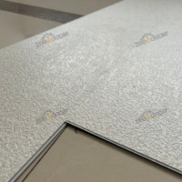 Panneau mural en PVC de qualité supérieure, design à 4 côtés rainurés, imperméable, gaufré, revêtement mural intérieur, écologique