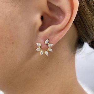 Pendientes de Aro con Diamantes Cultivados en Laboratorio en Forma de Pera, Chapados en Oro y Rodio, Elegantes y Modernos, Joyería Fina para Uso Diario - Product Image 3