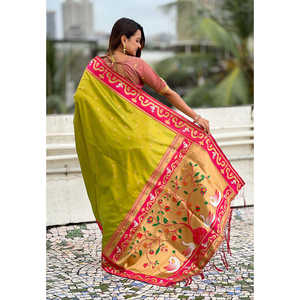 Sari de Seda Paithani Rajhans con Bordado Zari Verde Mehendi, Vestidos Elegantes de Noche - Product Image 4