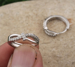 Boucles d'oreilles pendantes en argent sterling 925 avec CZ pour femmes, bijoux plaqués argent hypoallergéniques, fête et cadeau en gros - Product Image 2