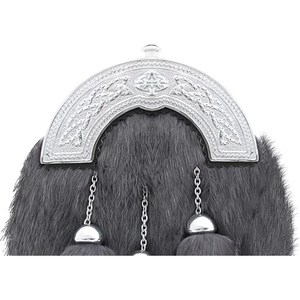 Sporran en fourrure grise écossaise de qualité supérieure avec chaîne de cantle argentée ornée et pompons, accessoires traditionnels pour kilt des Highlands pour hommes - Product Image 3