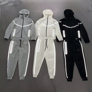 Conjunto Deportivo con Capucha para Hombre, Color Sólido, Estampado Luminoso, Tejido de Poliéster, Ropa Casual de Otoño - Product Image 1