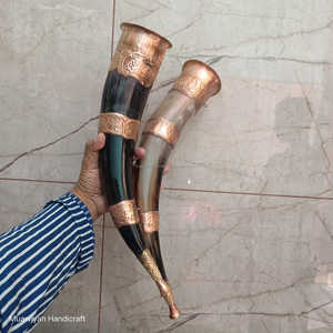 Corne à boire viking en corne de bœuf de qualité supérieure, nouveau design, avec anneaux en cuivre, style amour, corne à boire viking pour la bière au prix le plus bas - Product Image 3