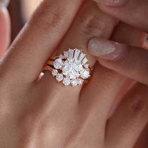 แหวนเพชรเม็ดกลมและทรงบาแกตต์ 2.5 กะรัต แบบสั่งทำพิเศษ ทอง 14k คุณภาพสูง เพชรเพาะเลี้ยงในห้องปฏิบัติการ พร้อมใบรับรอง IGI สำหรับเจ้าสาว ขายส่ง - Product Image 1
