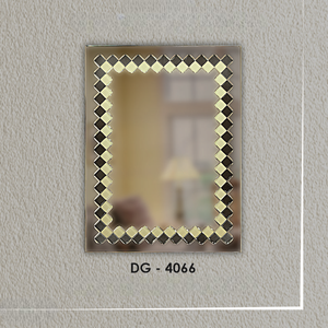 Miroir rectangulaire sans cadre de style antique, idéal pour une entrée, un salon, une chambre ou même un couloir - Product Image 4