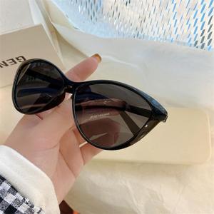 Monture de lunettes œil-de-chat tendance de haute qualité pour la photographie de rue, nouvelle collection très prisée - Product Image 5