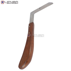 Cuchillo para Pezuñas de Caballo LIPUMA EDGELINE Tipo L para Zurdos, Hoja de Acero Inoxidable, Mango de Madera, Cuidado Profesional de Pezuñas - Product Image 2