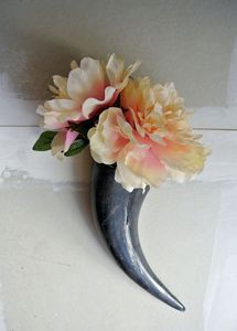 Florero Artesanal de Cuerno de Búfalo, Recipiente Decorativo Natural para Regalo de Boda o Fiesta - Product Image 3