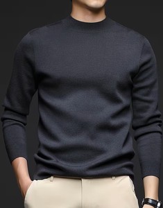 Pull léger brodé vintage pour homme - Tricot classique uni à col rond, doux et confortable pour un usage quotidien décontracté - Product Image 3