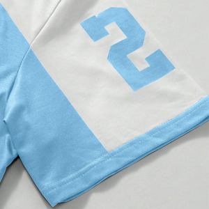 Camiseta Casual Oversize Estilo Jersey de Fútbol Americano con Cuello en V para Hombre, Diseño Gráfico con Número, Estilo Y2K, Servicio OEM Personalizado, Hecho en EE. UU. - Product Image 3