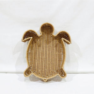 Bandeja de ratán PE hecha a mano con forma de tortuga, cesta de almacenamiento tejida con diseño de animales, bandeja de servicio ecológica para decoración de casas de playa - Product Image 3