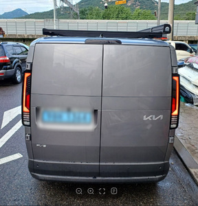 Support de toit bas pour voiture électrique Kia PV5, type panier de toit - Product Image 1