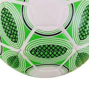 Balón de Fútbol de Entrenamiento de Alta Calidad, Diseño Personalizado OEM, Material PU, Termosellado, Hecho en Pakistán, Venta al Por Mayor - Product Image 4
