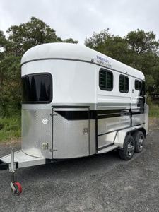 Nuevo Remolque para Caballos Premium 2022 con Carga en Ángulo para Remolque de Caballos, Capacidad Máxima de 2 Caballos en Venta - Product Image 5