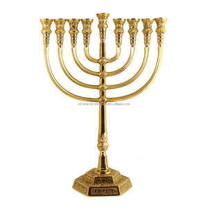 Soporte de vela para decoración del hogar, diseño hecho a mano, candelabro de Iglesia Menorah, diseño decorativo, venta al por mayor - Product Image 1