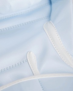 Gants de boxe Fly en cuir véritable, couleur bleu ciel personnalisée, pour entraînement de boxe et salle de sport. - Product Image 4