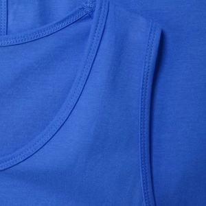 Camiseta sin mangas de poliéster personalizada 2026 para hombre, estilo casual, transpirable y ajustada, tipo stringer para gimnasio - Product Image 6