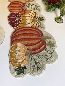 Camino de Mesa Hecho a Mano, Ecológico, Personalizable, de Estilo Bohemio, con Bordado de Cuentas, Diseño de Calabaza, Económico y Duradero - Product Image 4
