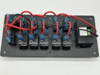 Panneau de commutation à 5 interrupteurs à bascule 12V DC avec protection contre les surcharges, voltmètre et prise de courant, idéal pour voitures, camions, bateaux, camping-cars