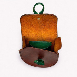 Premium Handmade Genuine Leather Day Sporran Scottish Highland Kilt Bag with <b>Toggle</b> Closure - Product Image 3