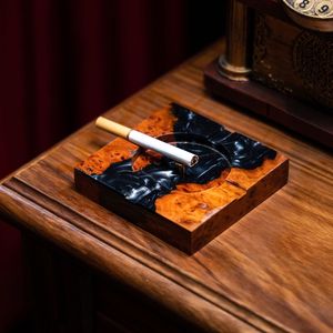 Cendrier rustique en bois et résine, finition écologique de luxe, accessoire pour fumeurs - Product Image 4