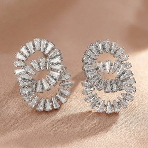 Gold Baguette Cut Lab Grown Diamond Overlapping Double Circle <b>Stud</b> <b>Earrings</b> Cluster Setting for Elegant Wedding Anniversary - Product Image 3