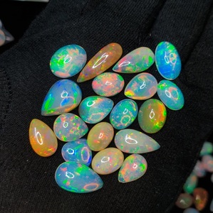 Opales brutes naturelles de qualité AAA MRGEMS, formes et couleurs variées, effet de jeu de couleurs et de feu, 6x8mm, pour la fabrication de bijoux - Product Image 6