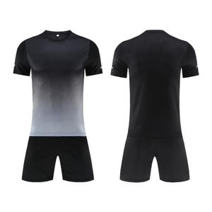 Uniforme de Fútbol Personalizado al Por Mayor a Precio Económico, Conjunto de Camiseta de Fútbol Transpirable de Secado Rápido y Alta Calidad - Product Image 3