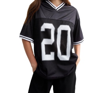 Camiseta de fútbol americano con cuello en V de gran tamaño personalizada para mujer, Top de manga corta con estampado personalizado, lo mejor para ropa de calle y ropa deportiva - Product Image 2