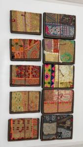 Carnets faits main en tissu recyclé brodé et patchwork – Personnalisables, avec plastification brillante, 80 feuilles – Idéal pour le journaling et les loisirs créatifs - Product Image 4