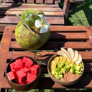 ชุดชามกะลามะพร้าวขัดเงา น้ำหนักเบา เป็นมิตรกับสิ่งแวดล้อม ปลอดสารพิษ พร้อมช้อน สำหรับแคมป์ปิ้ง ดีไซน์โบฮีเมียน รับทำโลโก้ตามสั่ง - Product Image 2