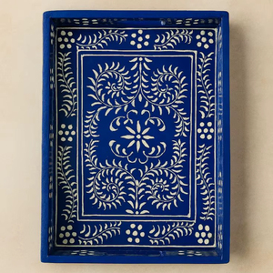 Plateau de service rectangulaire artisanal en os incrusté de nacre, design unique, fait main, avec poignées, fabrication indienne. - Product Image 1