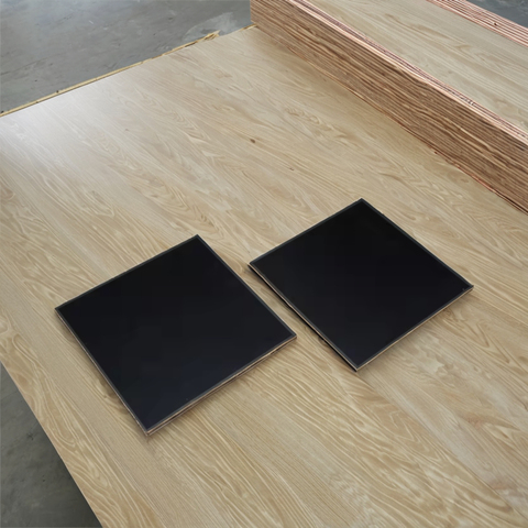 Eco-friendly Minimally Designed A2 Grade Film Faced Plywood 12~21mm Pine Core Polished Black/Brown Surface Glued Melamine