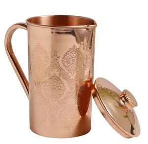 Service de carafes en cuivre pour tables d'hôtellerie de luxe, ensemble de service d'eau en métal avec verres, durable et réutilisable pour la cuisine. - Product Image 5