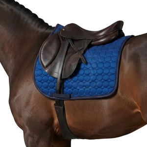 Tapis de selle personnalisés pour l'entraînement équestre, les événements d'équitation et l'usage quotidien, avec un ajustement confortable et une construction durable - Product Image 3