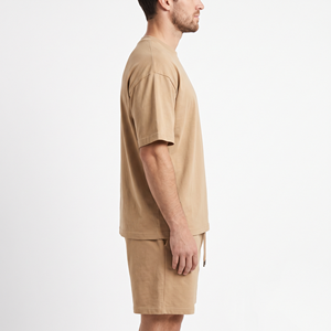 Ensemble de survêtement sportif tendance pour hommes, t-shirt simple à col rond et short ample à manches courtes, vente en gros - Product Image 2