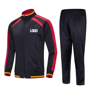 Ensemble de performance athlétique pour hommes avec personnalisation de marque pour la course, l'entraînement et les voyages - Product Image 1