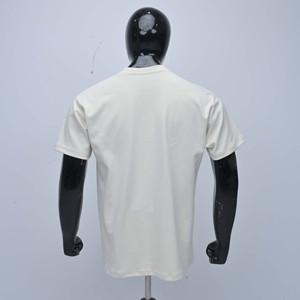 เสื้อยืดคอกลมแขนสั้นทรงเข้ารูปสำหรับผู้ชาย คุณภาพสูง สั่งทำโลโก้ได้ ขายส่ง ปักลายนูน แห้งเร็ว เหมาะสำหรับการฝึกซ้อมกลางแจ้งในฤดูร้อน - Product Image 2