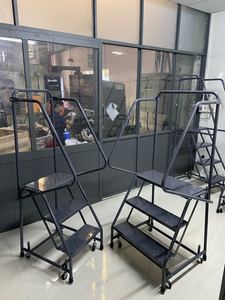 3 <b>Step</b> Rolling Ladder with Anti-slip Treads Warehouse Stock Picking Ladder Vietnam Factory ISO Certified Professional Sale - Product Image 3